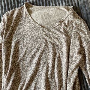 AMERICAN EAGLE SOFT LONG SLEEVE size medium